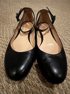 Gianvito Rossi Black Leather Ankle-Strap Ballet Flats Size 38